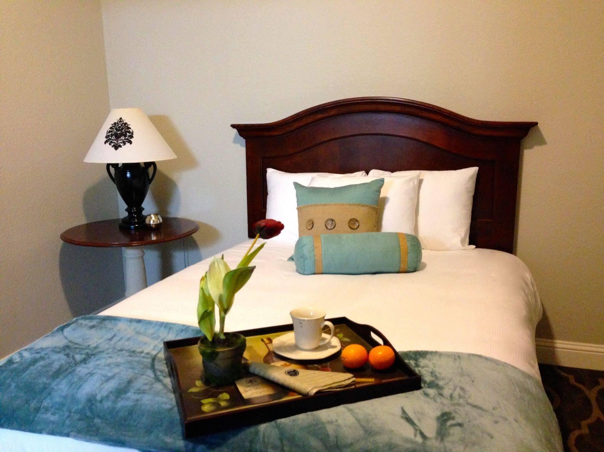 The Dilworth Inn Gonzales المظهر الخارجي الصورة