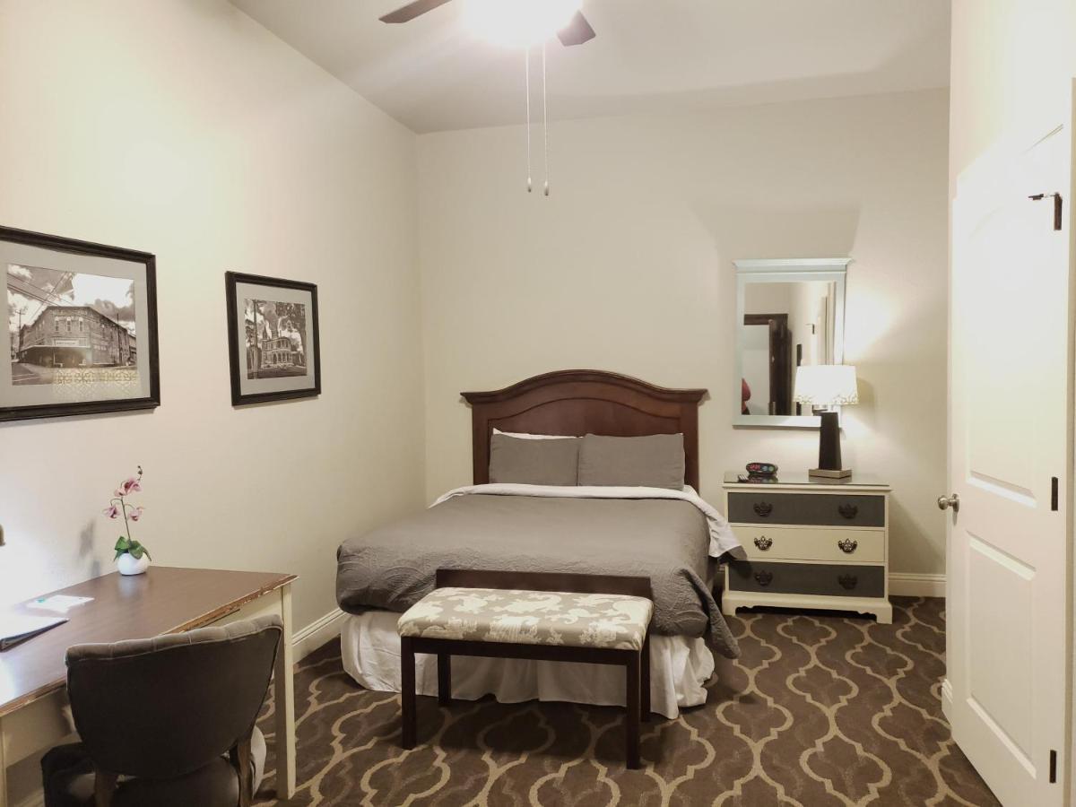 The Dilworth Inn Gonzales المظهر الخارجي الصورة